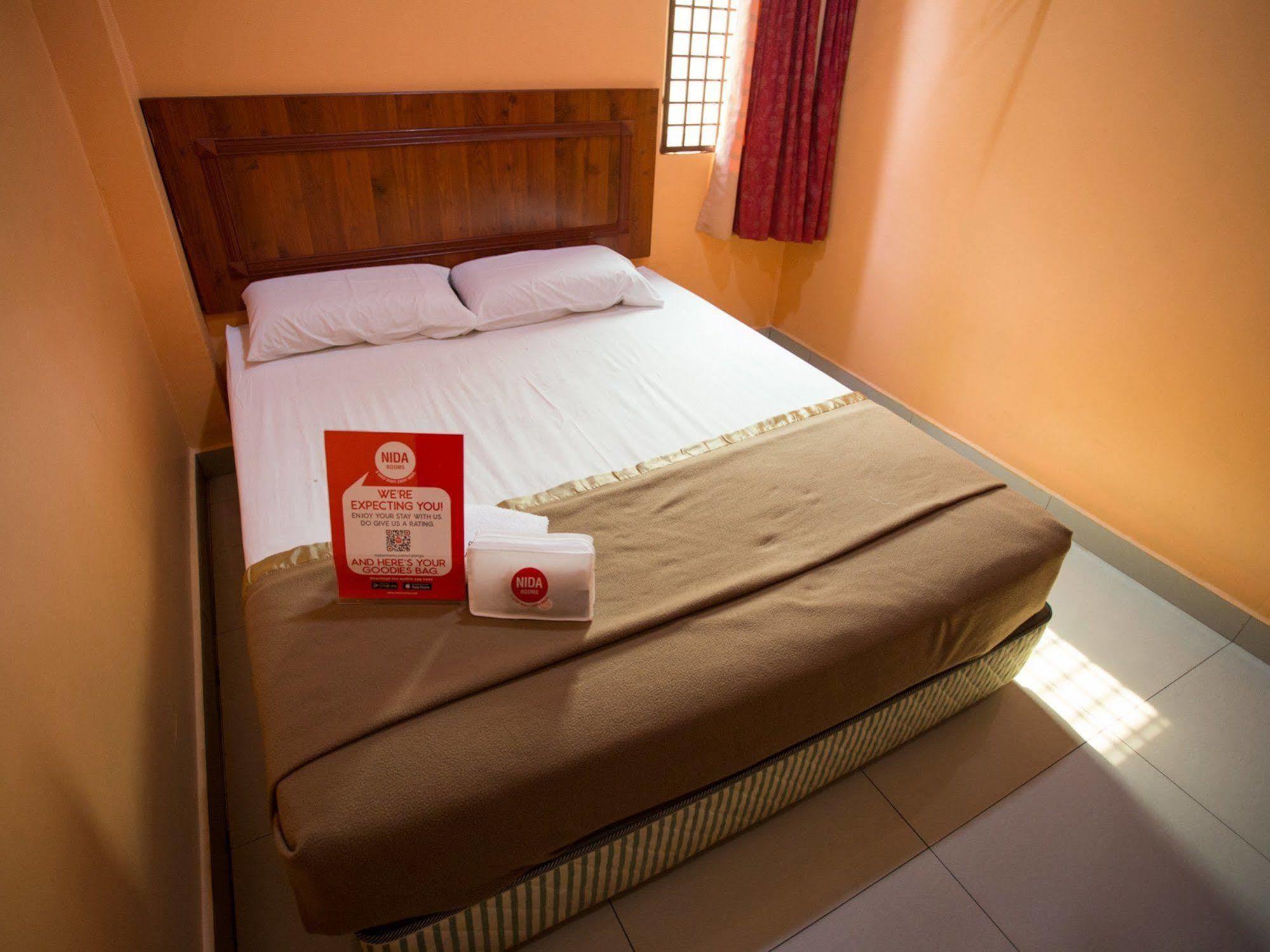 Nida Rooms Ipoh Bercham Bistari Bagian luar foto